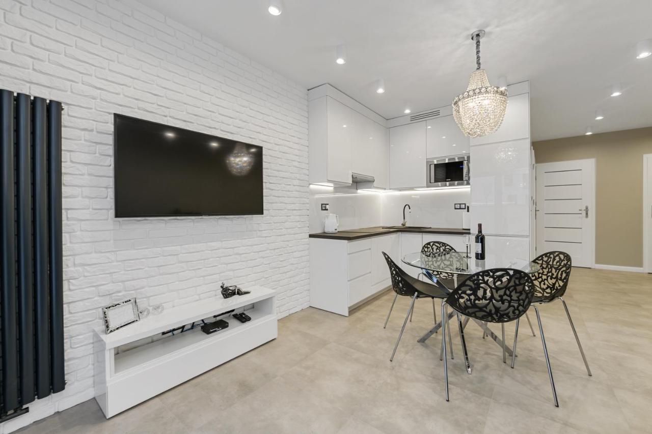 Gate Of City Centre Apartment By Pinpoint Λοτζ Εξωτερικό φωτογραφία